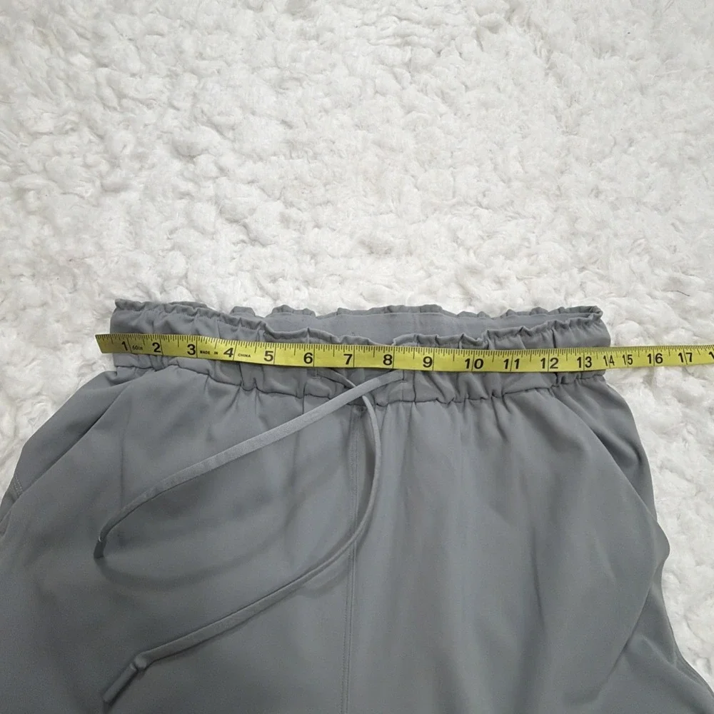 Lululemon Women's 6 Sage Grey Luxtreme Keep Moving Pants HR Minimalist Modern - Picture 9 of 11